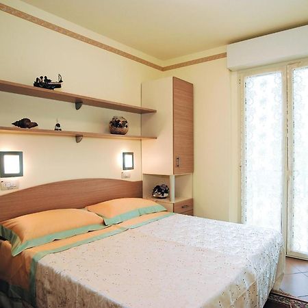 Residence Anchisemare Алба Адриатика Екстериор снимка