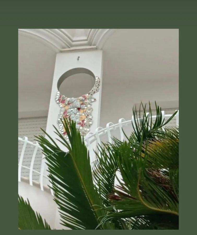 Residence Anchisemare Алба Адриатика Екстериор снимка