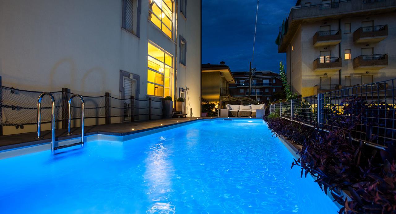 Residence Anchisemare Алба Адриатика Екстериор снимка